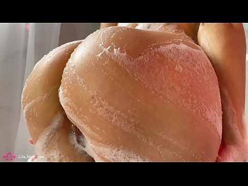 ❤️ Brünett masturbeerib tussu vibraatoriga intensiivse orgasmini duši all ️❌ Porno at us et.hentaisea-com.ru