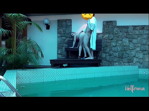 ❤️ Boss kutsub neiu basseini, kuid ei suutnud vastu panna kuumale ️❌ Porno at us et.hentaisea-com.ru